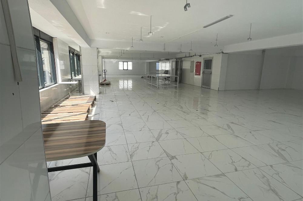 ESENYURT KİRALIK İŞYERİ /ÜRETİM TESİSİ/DEPO/İMALATHANE 750M2