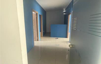 ESENYURT 'TA METROBÜS YANI KİRALIK İŞYERİ -OFİS 700M2 FULL KAT