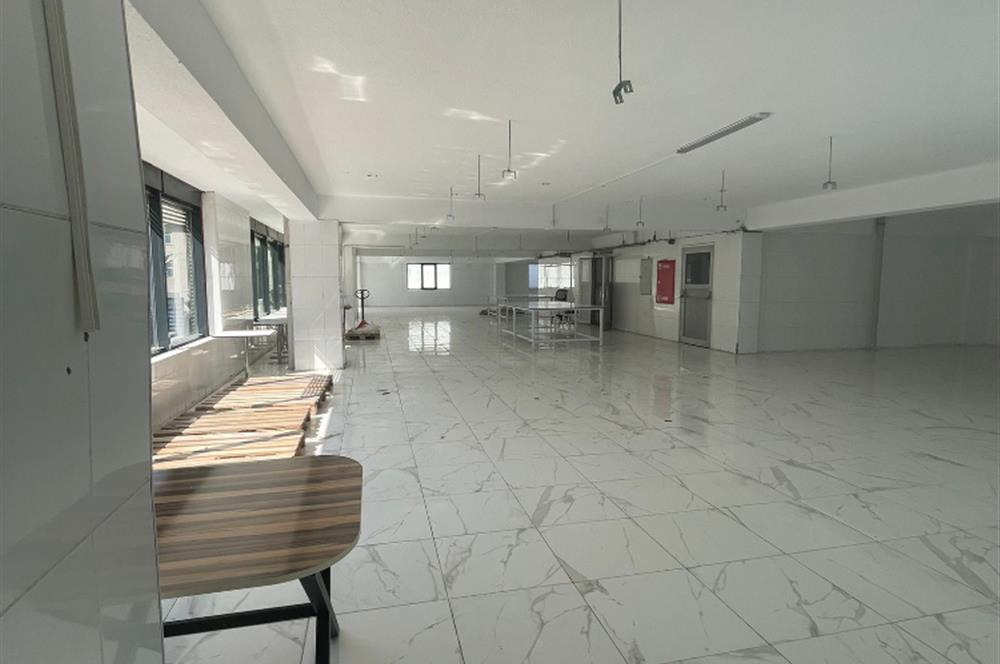 ESENYURT KİRALIK İŞYERİ /ÜRETİM TESİSİ/DEPO/İMALATHANE 750M2