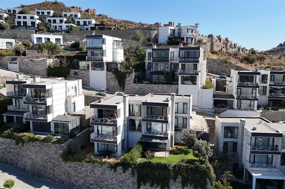 Bağla İdeal Town Sitesinde Satılık Deniz Manzaralı 2+1 Daire