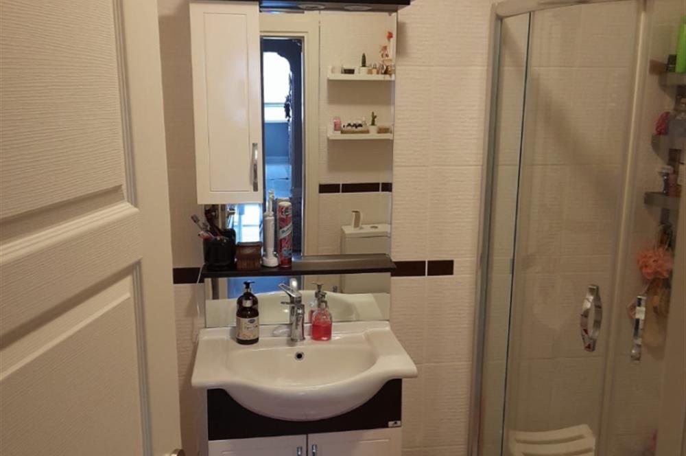 ALTINTEPE KIZILAY'IN KARŞISINDA TADİLATLI YATIRIMLIK 2+1