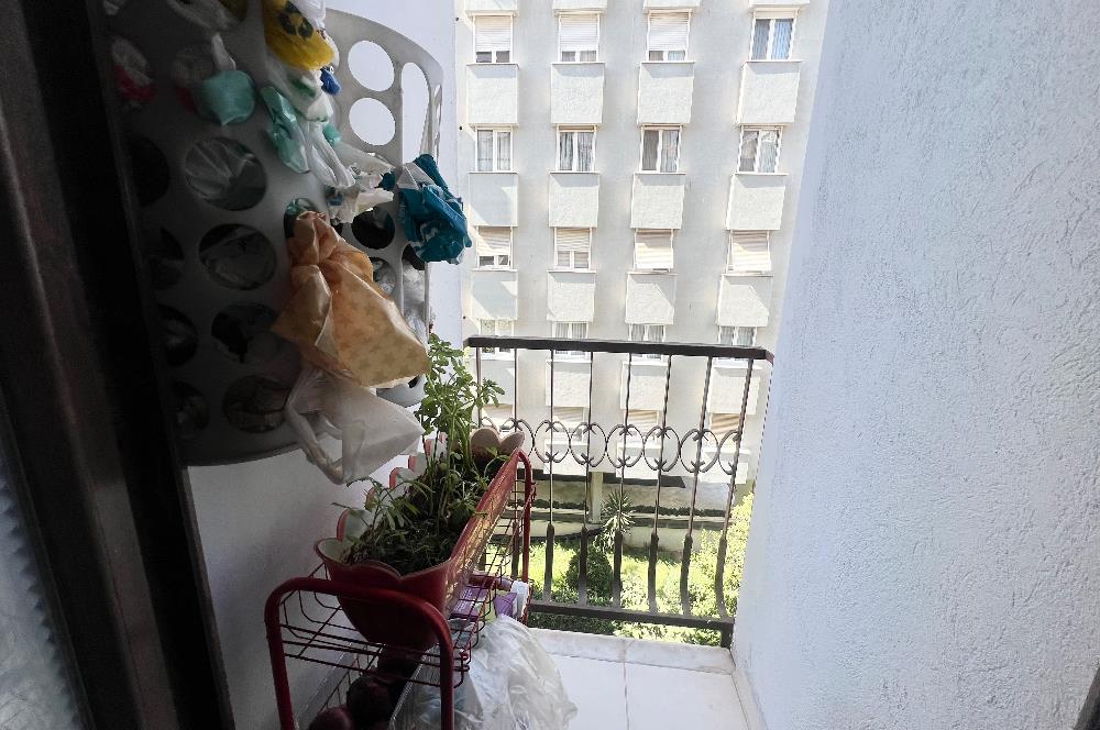 GÖZTEPE GÜLHANE SOKAKTA SATILIK 3+1
