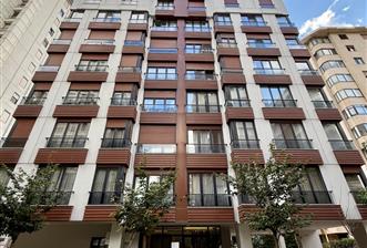 CADDEBOSTAN'DA BAĞDAT CADDESİ'NE PARALEL SATILIK 5+1 DAİRE