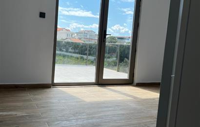 BALIKESİR AVŞA ADASINDA HAVUZLU VİLLA