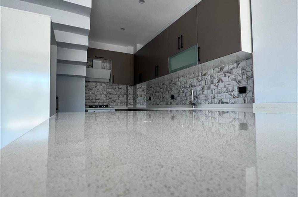 BALIKESİR AVŞA ADASINDA HAVUZLU VİLLA