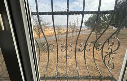 CENTURY 21 BAL'DAN TOKİ YENİMAHALLEDE A BLOK İÇİ YAPILI 1+1