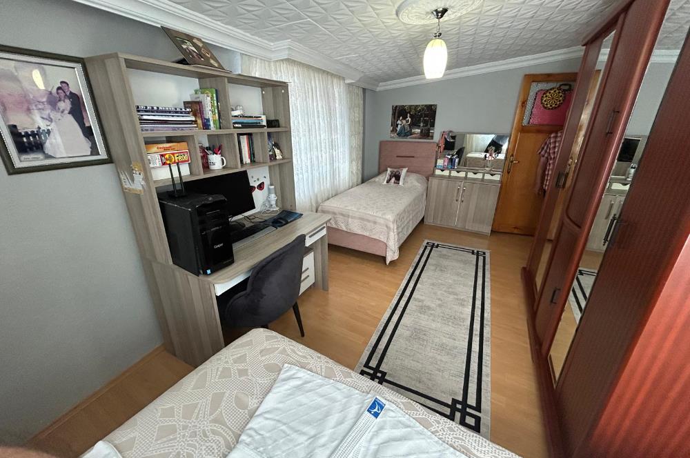 C21 BAL'DAN 2. GÜNDOĞAN MH. İÇERİSİ YENİLENMİŞ SATILIK 2+1 DAİRE