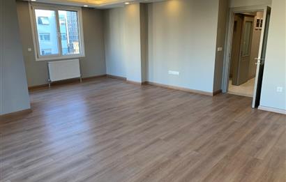 BAĞDAT CADDESİNE YÜRÜME MESAFESİNDE GENİŞ 3+1 SATILIK DAİRE