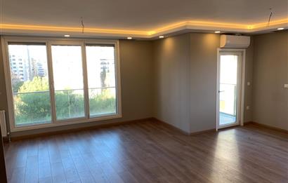 BAĞDAT CADDESİNE YÜRÜME MESAFESİNDE GENİŞ 3+1 SATILIK DAİRE