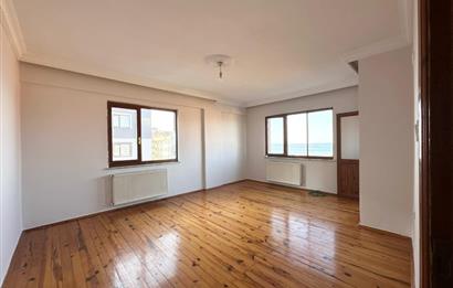 YOMRA'DA SİTE İÇİN'DE KİRALIK FERAH DAİRE