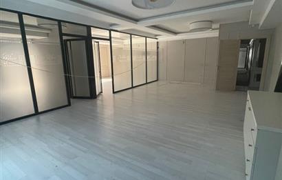  ESENYURT 'TA METROBÜS YANI KİRALIK İŞYERİ -OFİS 700M2 FULL KAT