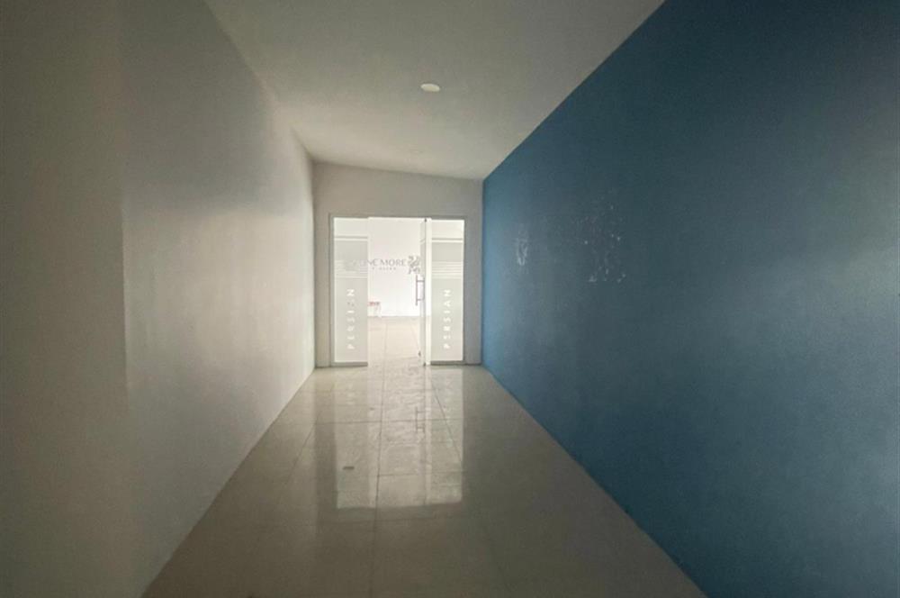 ESENYURT 'TA METROBÜS YANI KİRALIK İŞYERİ -OFİS 700M2 FULL KAT