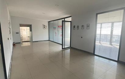 ESENYURT 'TA METROBÜS YANI KİRALIK İŞYERİ -OFİS 700M2 FULL KAT