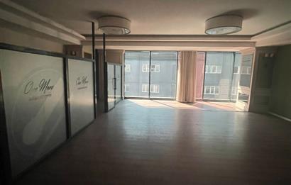  ESENYURT 'TA METROBÜS YANI KİRALIK İŞYERİ -OFİS 700M2 FULL KAT