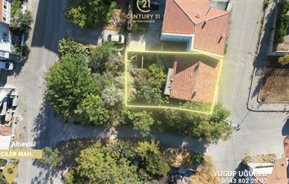 Century21 Bal'dan Dinkçilerde Satılık 2 Katlı Avlulu Kargir Ev