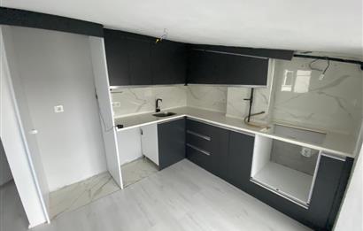 CENTURY 21'DEN KARŞIYAKA'DA 2+1 SATILIK FIRSAT DAİRE