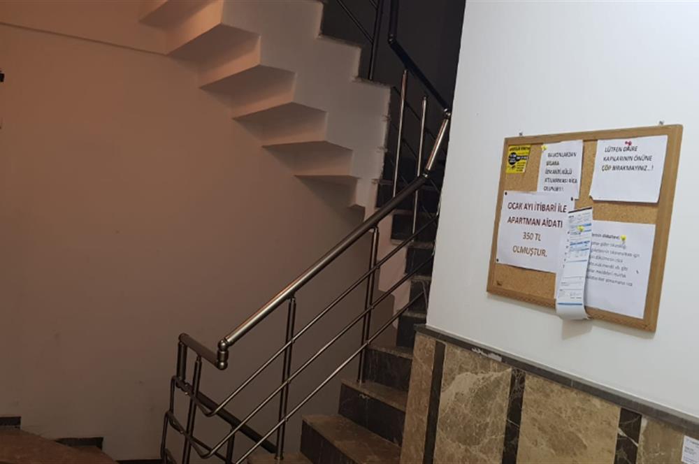 Century21 Bal' dan Bahçelievler'de Eşyasız 1+1  Daire