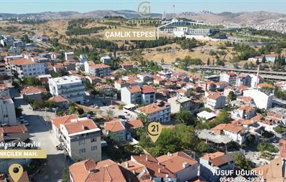 Century21 Bal'dan Dinkçilerde Satılık 2 Katlı Avlulu Kargir Ev
