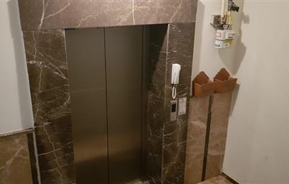 Century21 Bal' dan Bahçelievler'de Eşyasız 1+1  Daire