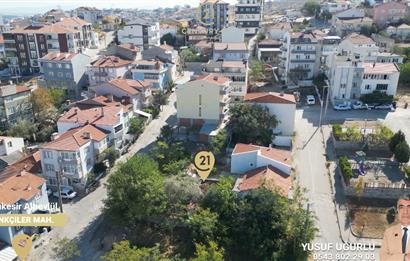 Century21 Bal'dan Dinkçilerde Satılık 2 Katlı Avlulu Kargir Ev