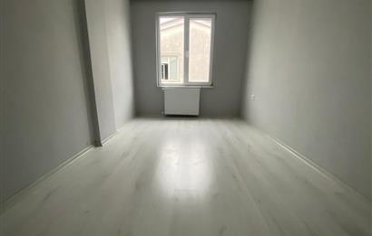 CENTURY 21'DEN KARŞIYAKA'DA 2+1 SATILIK FIRSAT DAİRE