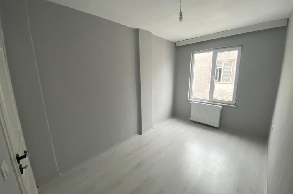 CENTURY 21'DEN KARŞIYAKA'DA 2+1 SATILIK FIRSAT DAİRE