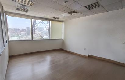 C21 NEXAR'dan Basın Ekspres'te 725 m2 Kurumsal için ideal Ofis