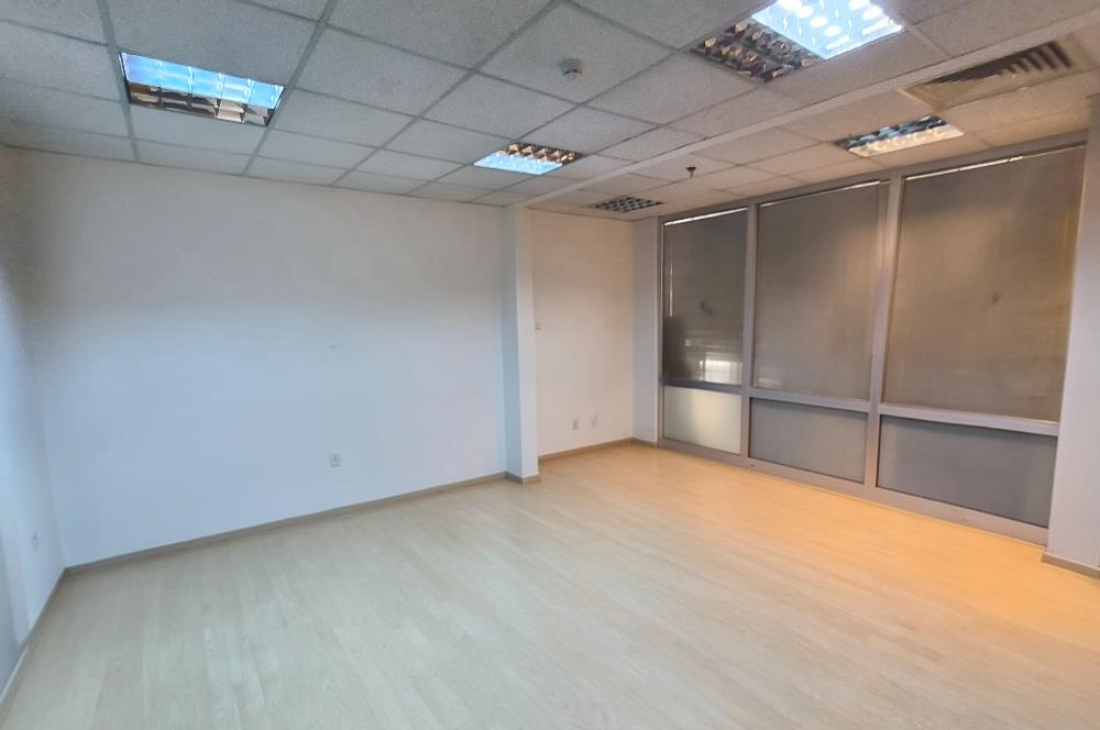 C21 NEXAR'dan Basın Ekspres'te 725 m2 Kurumsal için ideal Ofis