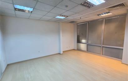 C21 NEXAR'dan Basın Ekspres'te 725 m2 Kurumsal için ideal Ofis