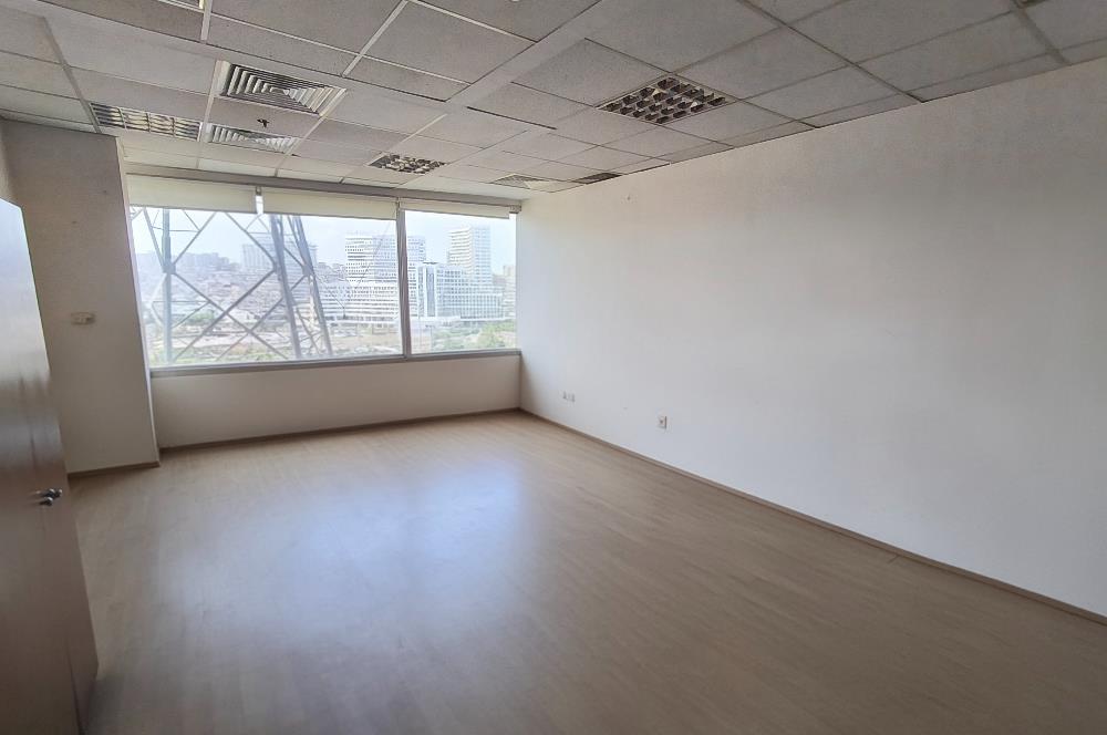 C21 NEXAR'dan Basın Ekspres'te 725 m2 Kurumsal için ideal Ofis
