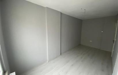 CENTURY 21'DEN KARŞIYAKA'DA 2+1 SATILIK FIRSAT DAİRE