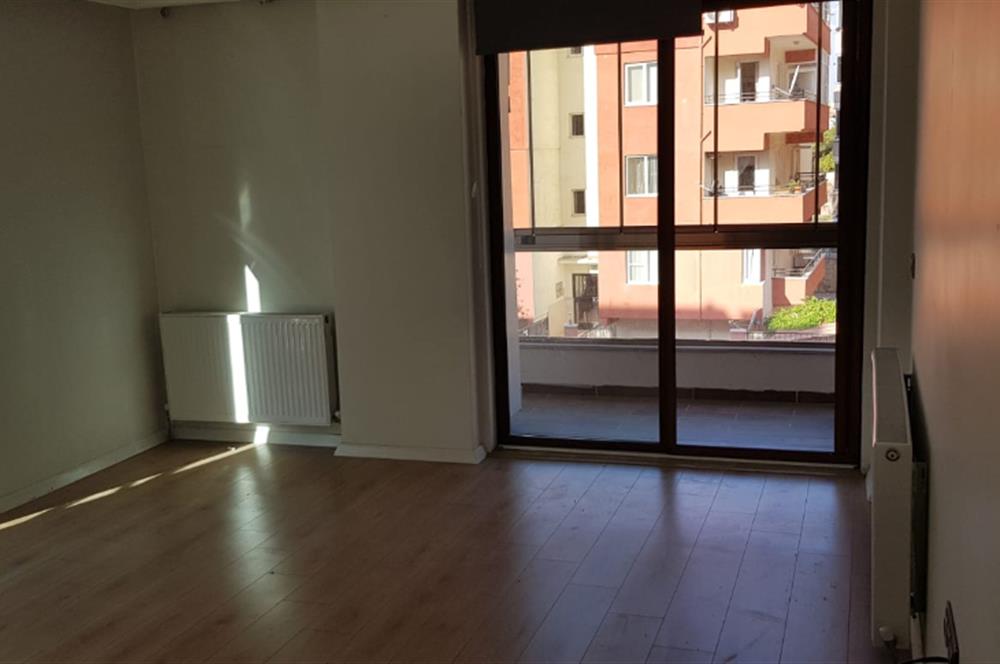 Century21 Bal' dan Bahçelievler'de Eşyasız 1+1  Daire