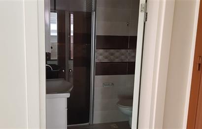Century21 Bal' dan Bahçelievler'de Eşyasız 1+1  Daire