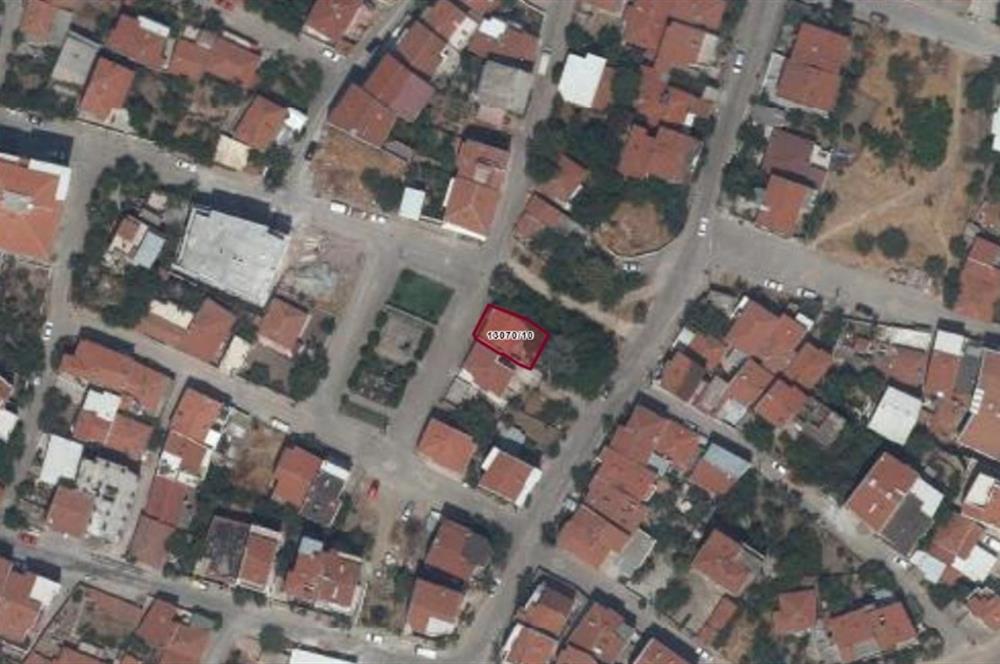 Century21 Bal'dan Dinkçilerde Satılık 2 Katlı Avlulu Kargir Ev