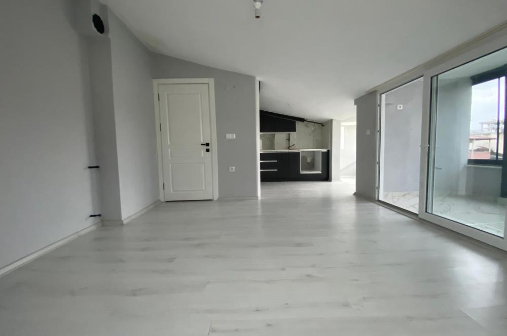 CENTURY 21'DEN KARŞIYAKA'DA 2+1 SATILIK FIRSAT DAİRE