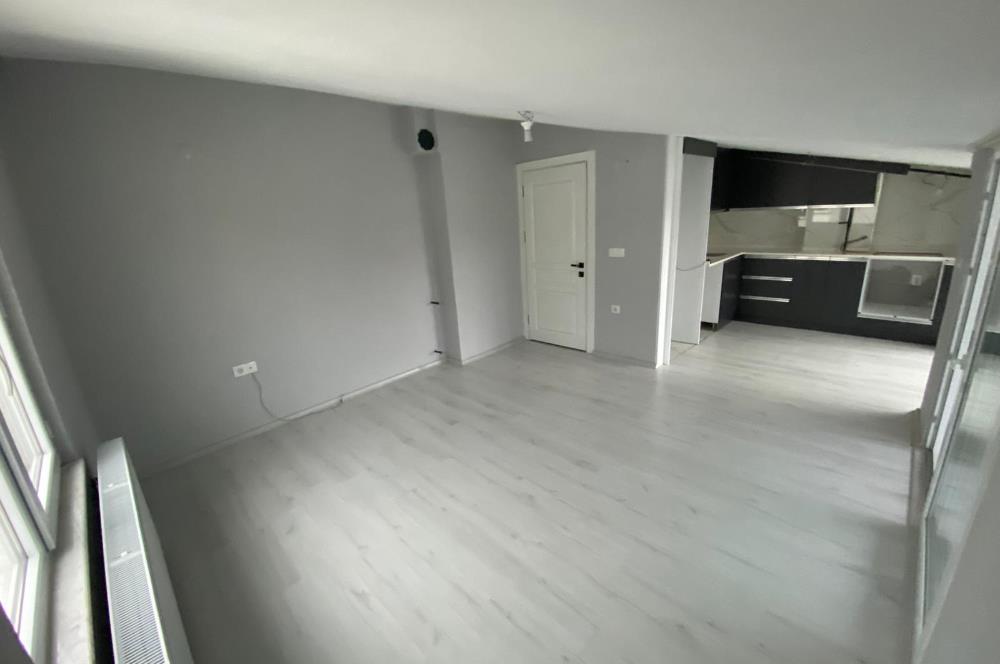 CENTURY 21'DEN KARŞIYAKA'DA 2+1 SATILIK FIRSAT DAİRE
