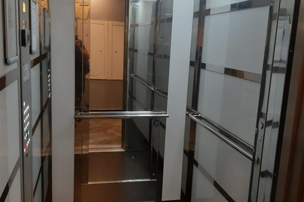 KOZYATAĞI'NDA AİLELER İÇİN FIRSAT DAİRE!
