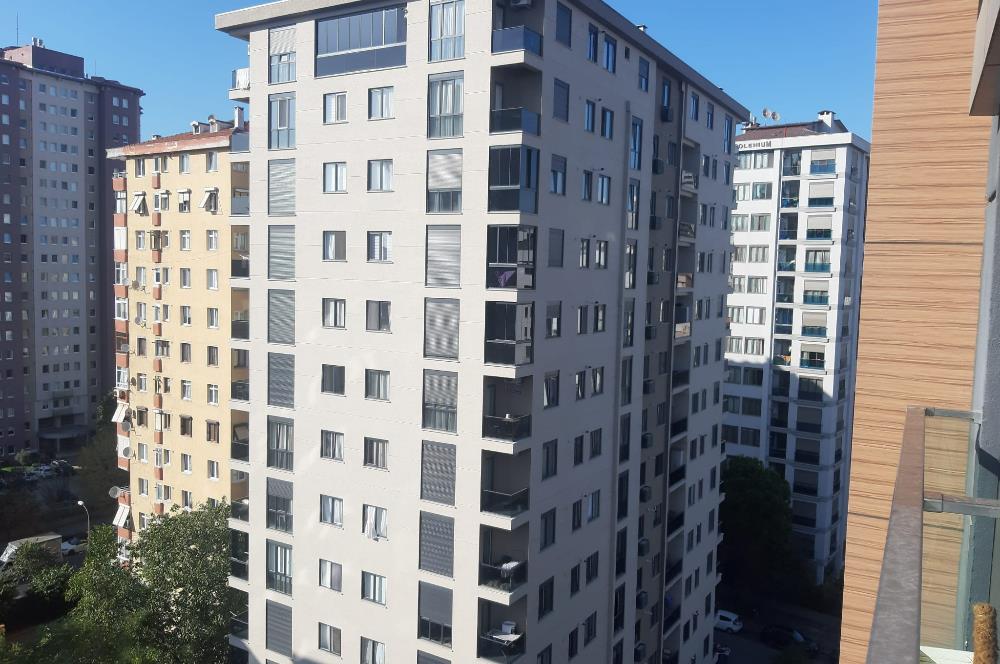 KOZYATAĞI'NDA AİLELER İÇİN FIRSAT DAİRE!