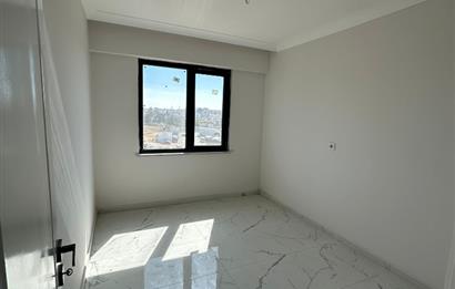 Ayyıldız Mahallesinde Deniz Manzaralı 1+1 Sıfır Daire