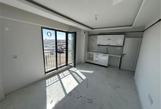 Ayyıldız Mahallesinde Deniz Manzaralı 1+1 Sıfır Daire
