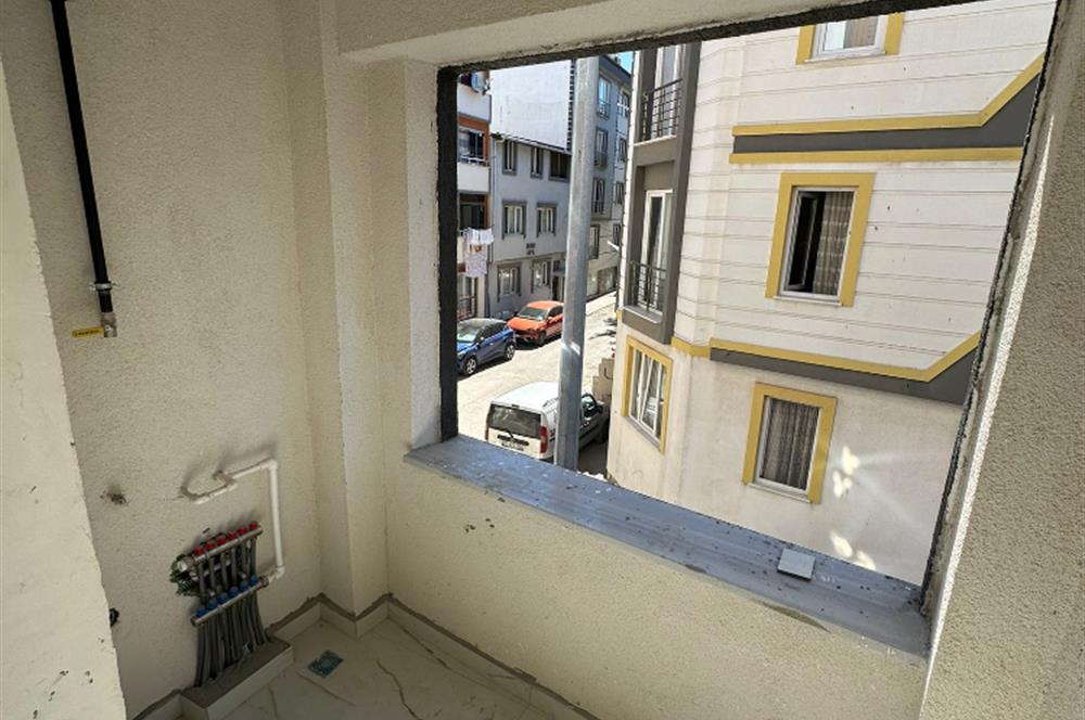 Çarşıya ve Pazara Yürüme Mesafesinde Sıfır 2+1 Daire