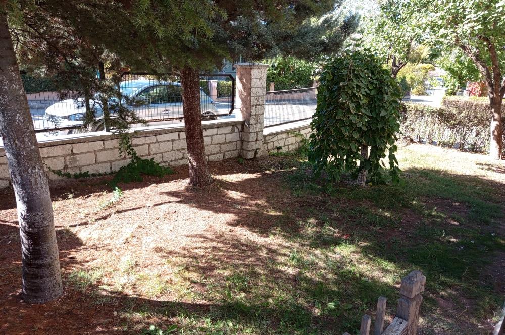 ÇANKAYA MAH.ESENYURT SİTESİ KİRALIK VİLLA
