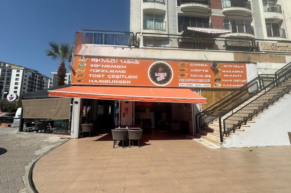Medicalpoint Hastanesi Yanı Köşe Konumda Devren Kiralık Cafe