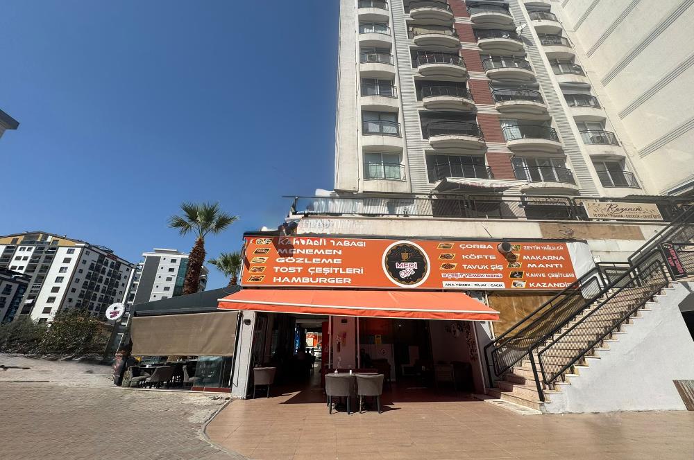 Medicalpoint Hastanesi Yanı Köşe Konumda Devren Kiralık Cafe