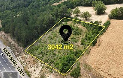 -C21-TERAS-MUDURNU YOLUNDA CEPHE 3042 m2 SATILIK TARLA