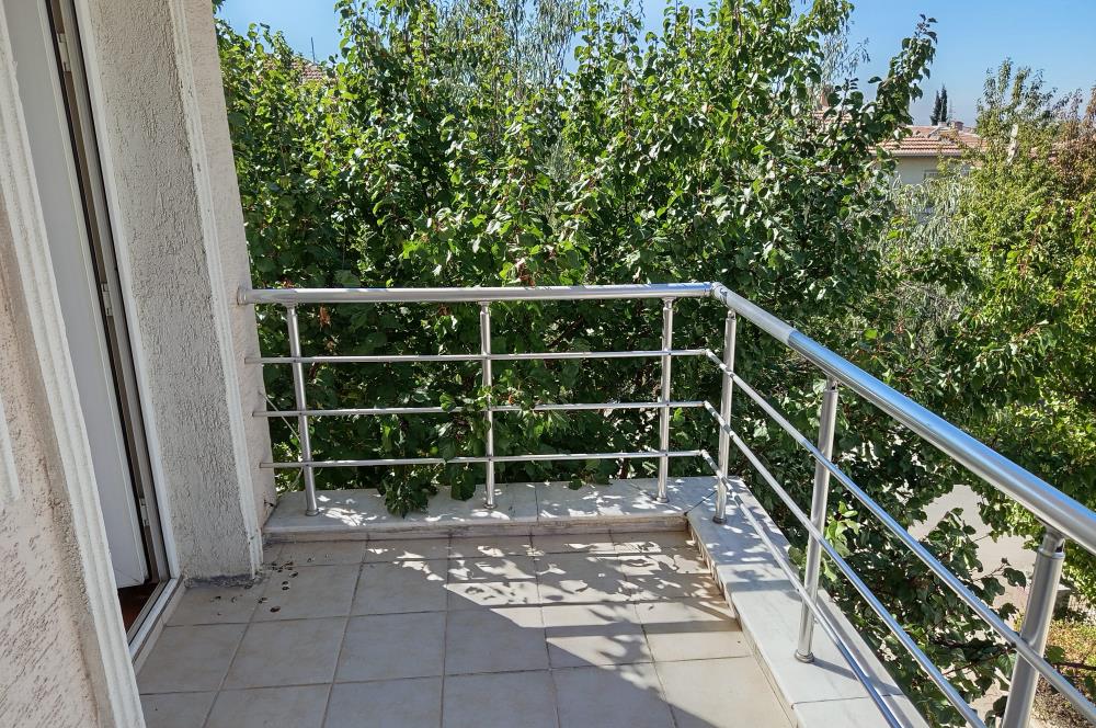 ÇANKAYA MAH.ESENYURT SİTESİ KİRALIK VİLLA