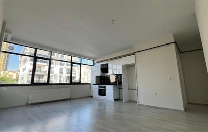 İNCEKTE MERKEZİ KONUMDA KAPALI GARAJLI 2+1 SATILIK DAİRE