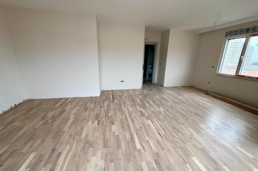 ZİVERBEY'DE PANORAMİK İSTANBUL MANZARALI 130 M2 3+1 LÜX DAİRE