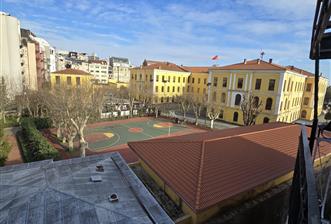 İstiklal Caddesi, Galatasaray Lisesi Yakınında Kiralık Ofis 1+1