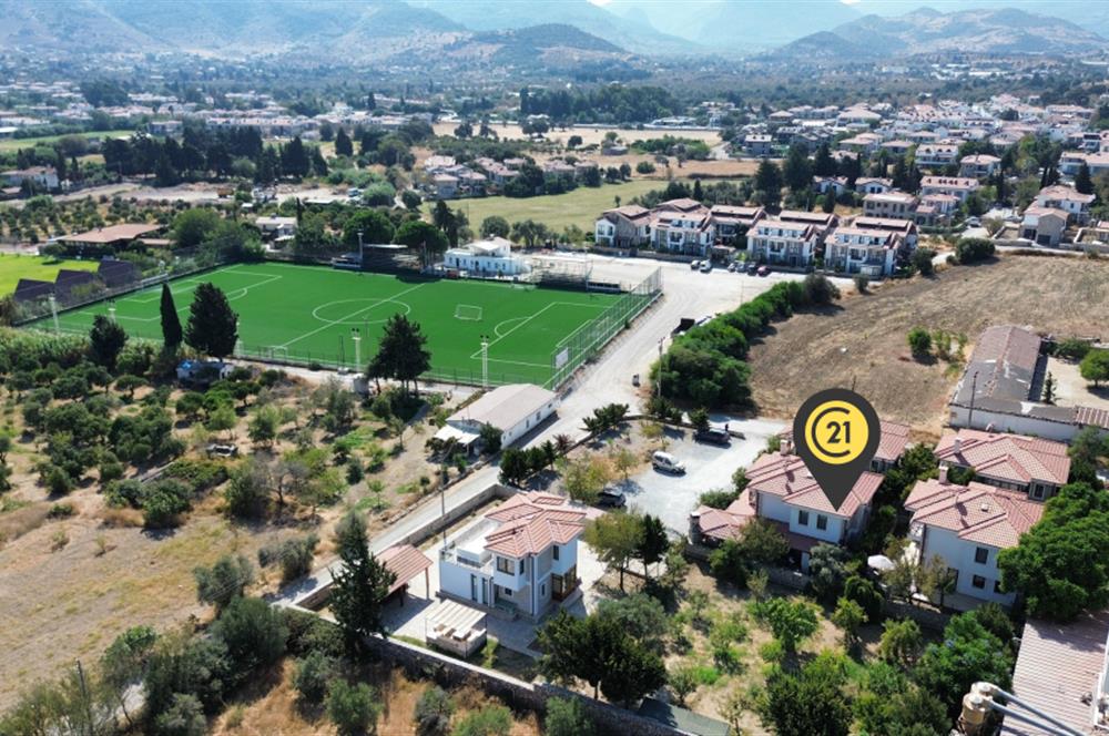 Satılık Villa Datça Reşadiye Dubleks 4+1 bahçe kullanımlı 260m²